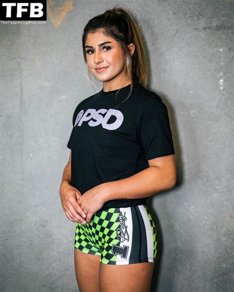 Hailie Deegan Nude & Sexy Collection (12 Photos)